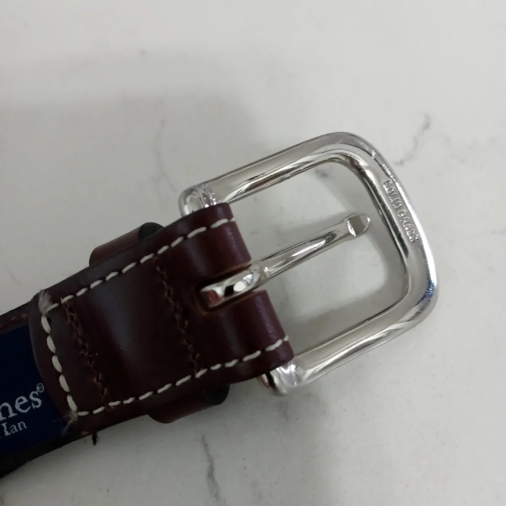 Vineyard vines brown leather navy blue Large Whale Pattern Belt Size 30